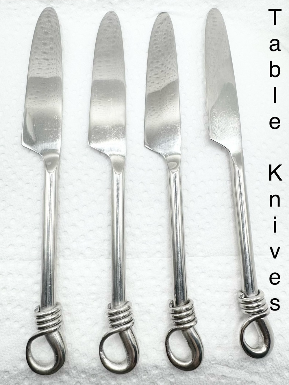 Gourmet Settings Twist 18/10 Stainless Steel Flatware 20 Piece Set - Picture 5 of 16